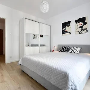  Apartment El Rojo Z Garazem Polen